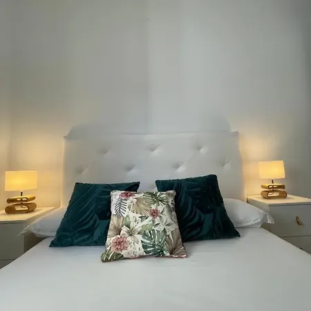 Homestay Continental - Private Tv Gandia